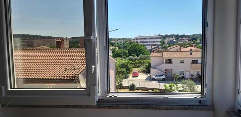 Apartman Ember Pula Exterior photo